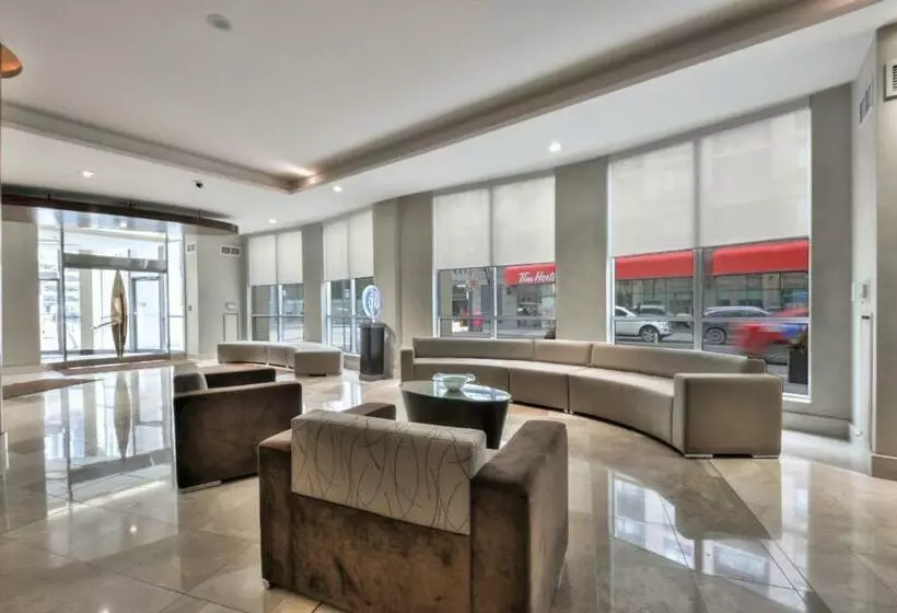 Отель Bridgestreet Qwest