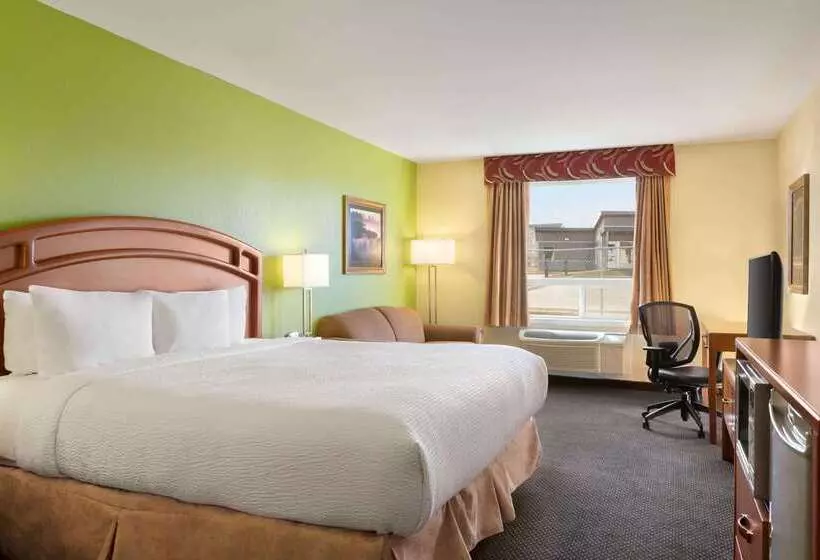 호텔 Days Inn & Suites By Wyndham Thompson