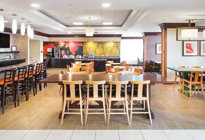 호텔 Fairfield Inn & Suites By Marriott Toronto Airport