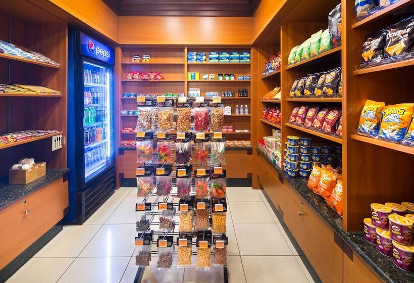 호텔 Fairfield Inn & Suites By Marriott Toronto Airport