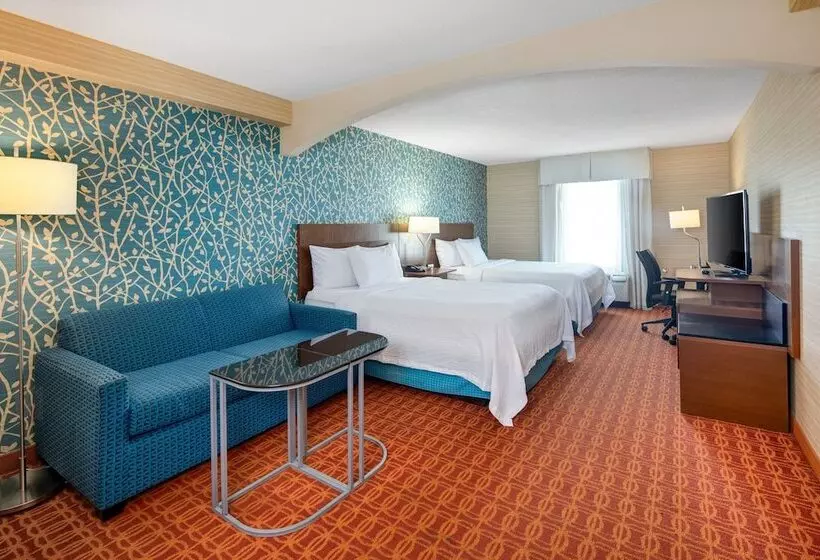 هتل Fairfield Inn & Suites By Marriott Toronto Airport