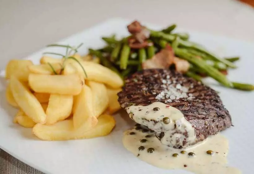 בית מלון כפרי Gold