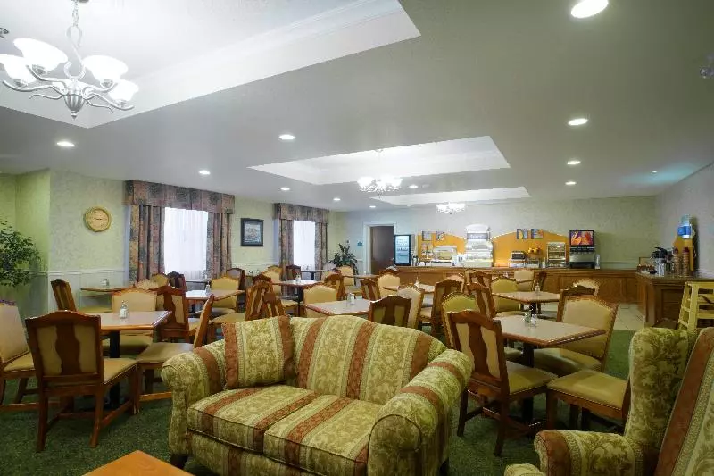Holiday Inn Express Hotel & Suites 1000 Islands   Gananoque, An Ihg
