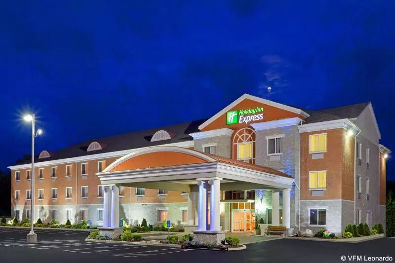Holiday Inn Express Hotel & Suites 1000 Islands   Gananoque, An Ihg