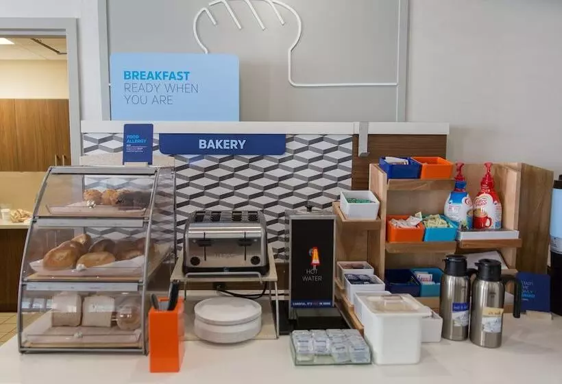 酒店 Holiday Inn Express Brampton, An Ihg