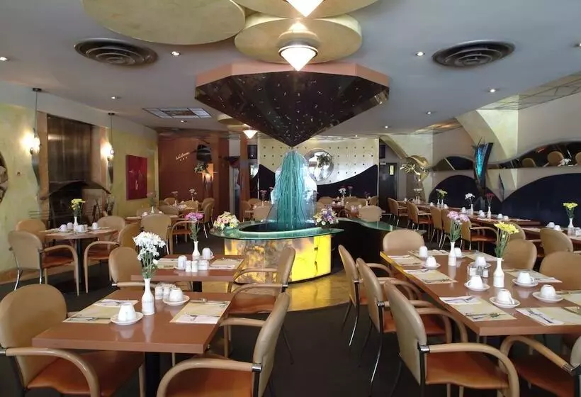 בית מלון כפרי Holiday Inn Niagara Falls By The Falls, An Ihg