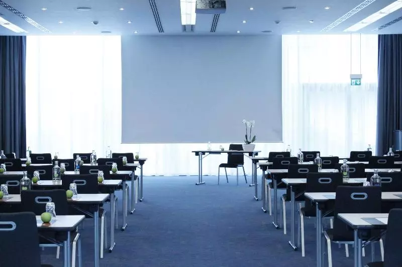 Intercityhotel Frankfurt Airport