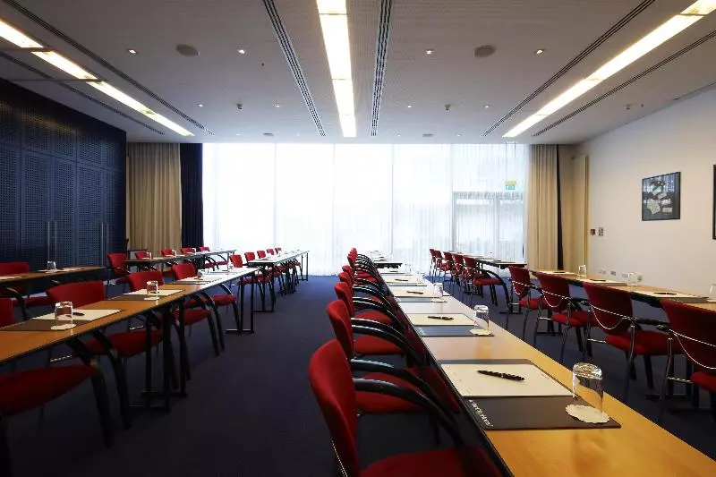 Intercityhotel Frankfurt Airport