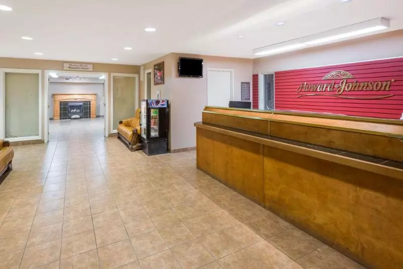 בית מלון כפרי London Travel Inn