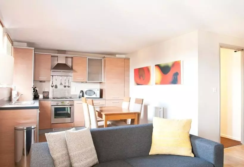 ホテル Premier Suites Newcastle