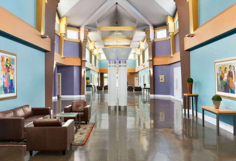 Royal Hotel Edmonton Airport Trademark Collection By Wyndham