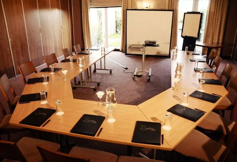 هتل Smiths At Gretna Green