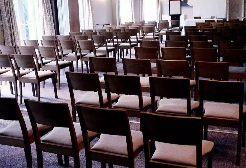 هتل Smiths At Gretna Green