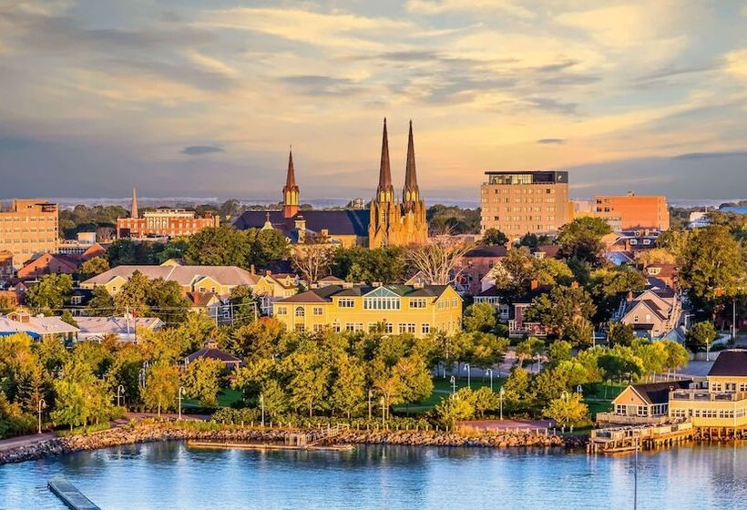 Hotel Travellers Inn Prince Edward Island