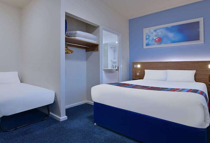 هتل Travelodge Leeds Central Vicar Lane