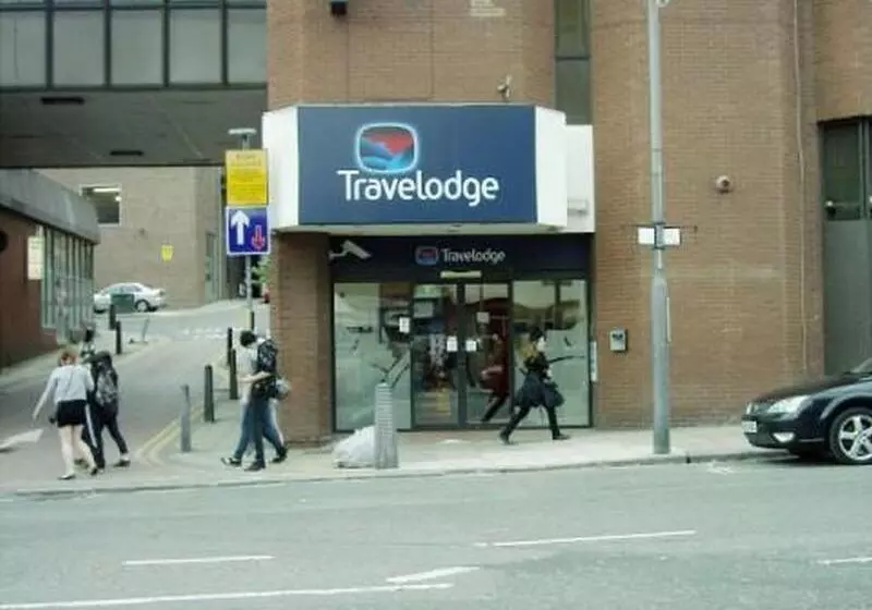 בית מלון כפרי Travelodge Leeds Central Vicar Lane