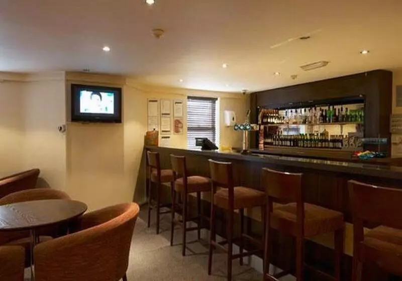 בית מלון כפרי Travelodge Leeds Central Vicar Lane