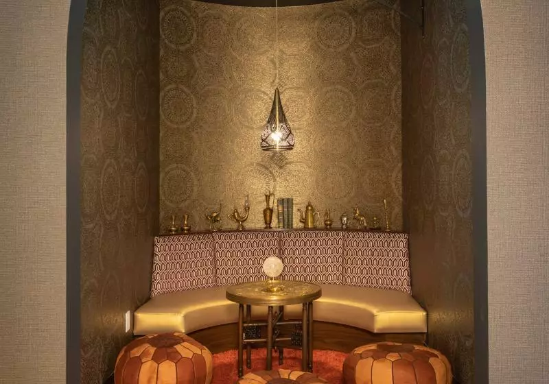 Отель Zed Tofino