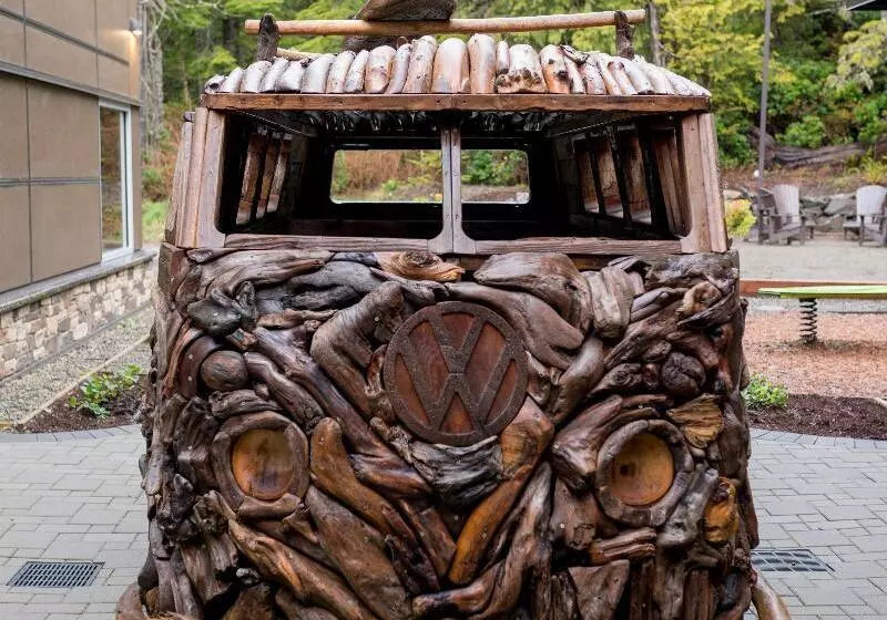 Отель Zed Tofino