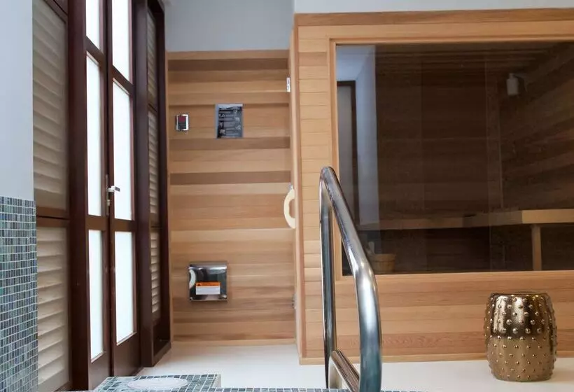 هتل Zoetry Curacao