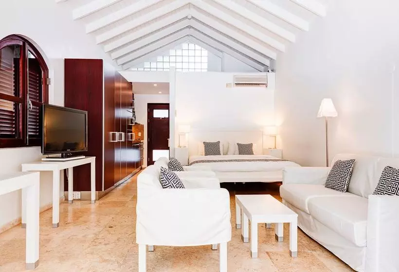 هتل Zoetry Curacao