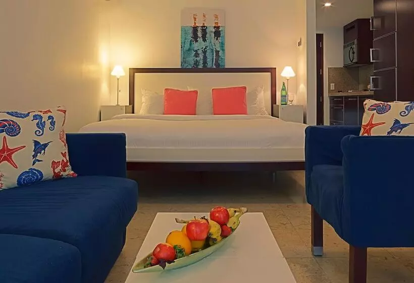 هتل Zoetry Curacao