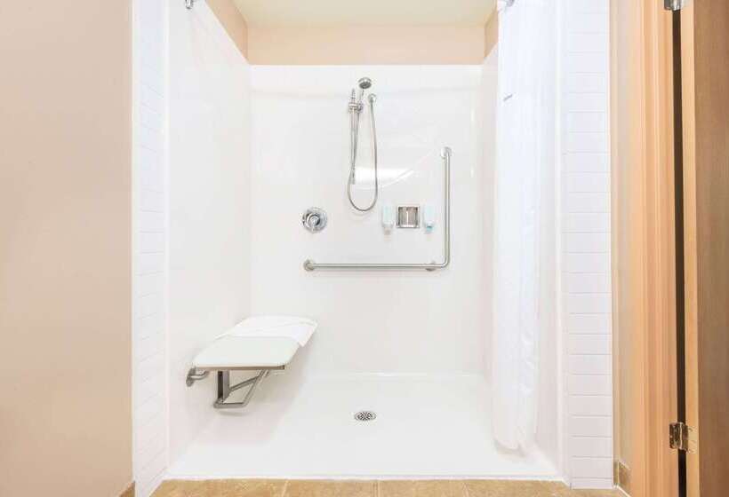 مُتل Super 8 By Wyndham St Johns