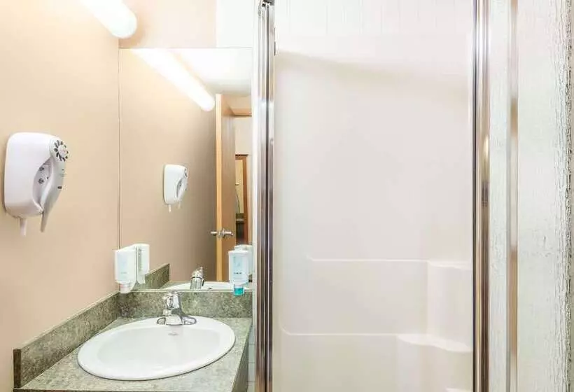 Мотель Super 8 By Wyndham St Johns