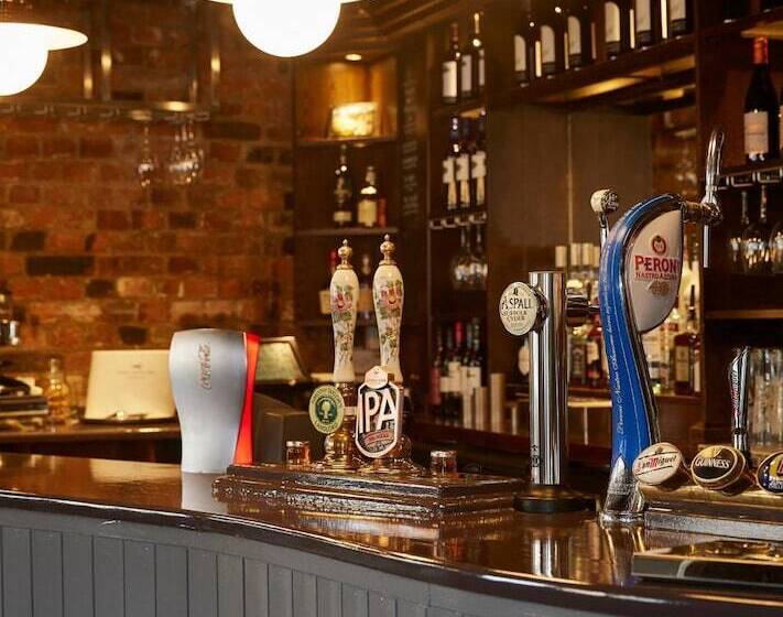 White Hart Hotel By Greene King Inns