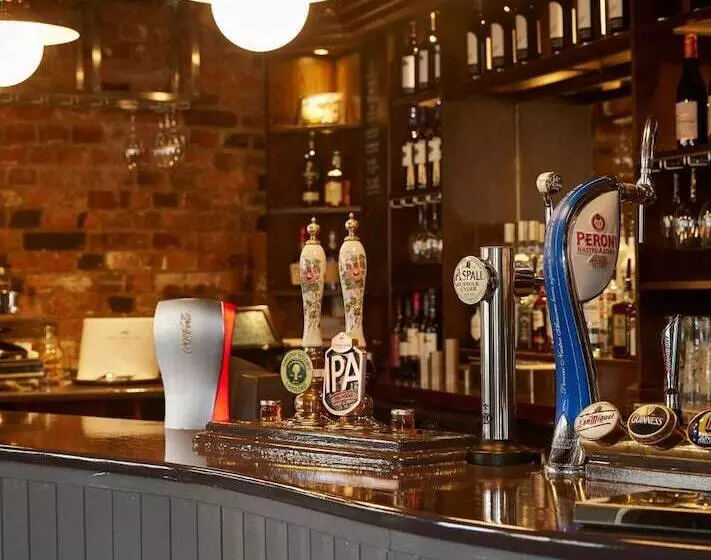 White Hart Hotel By Greene King Inns