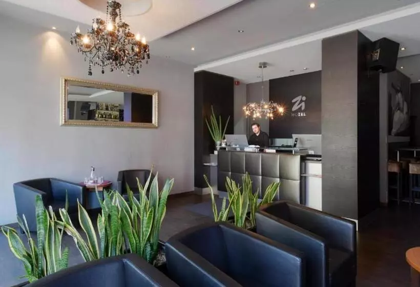 ホテル Am Karlstor