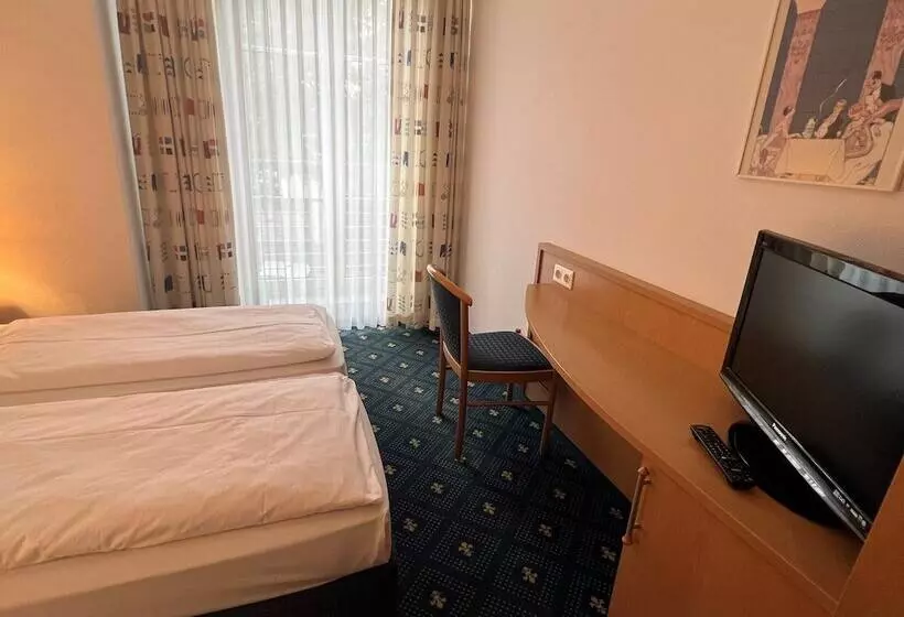 酒店 Am Schlosspark , Wiesbaden