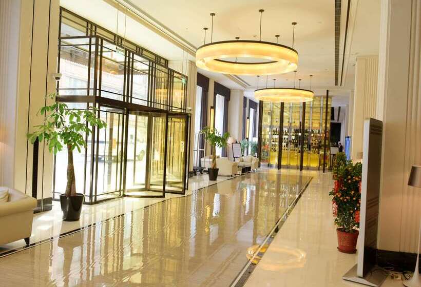 Otel Golden Tulip Bund New Asia