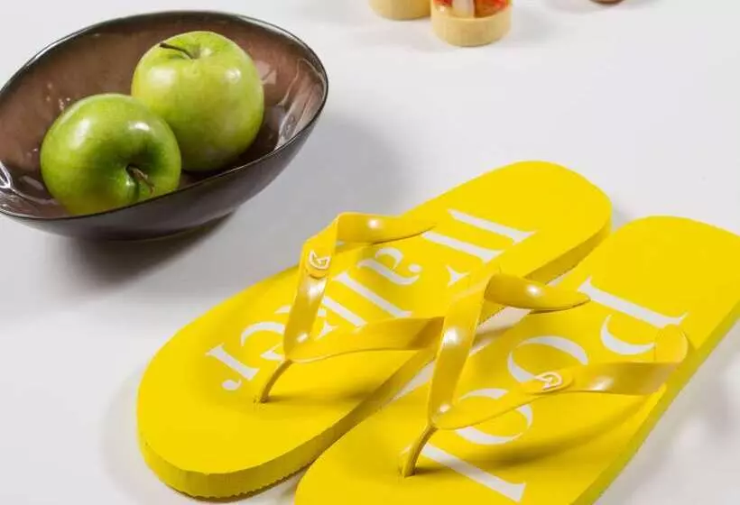 호텔 Golden Tulip Bund New Asia