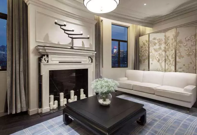 호텔 Golden Tulip Bund New Asia