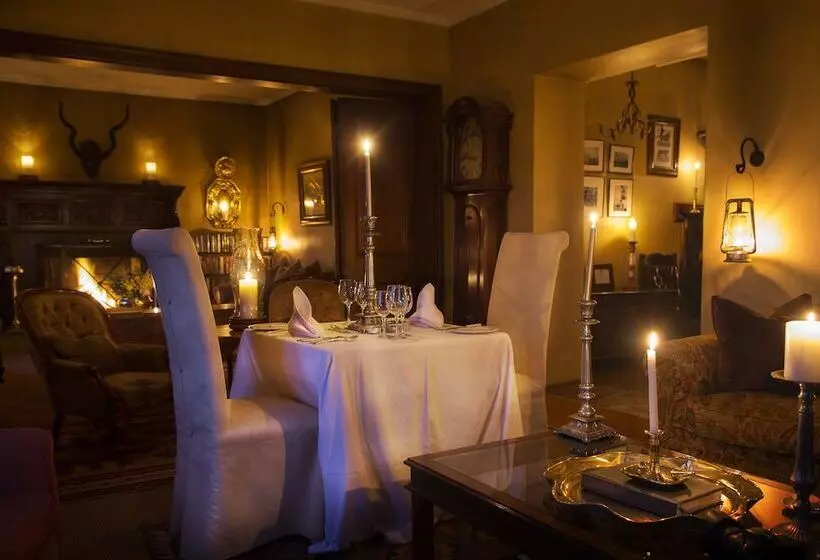 Hotel Gorah Elephant Camp