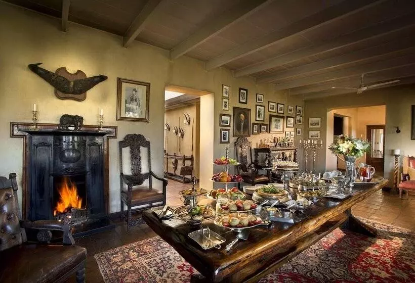 Hotel Gorah Elephant Camp