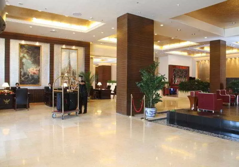 Отель Home Inn Beijing Jianguomen