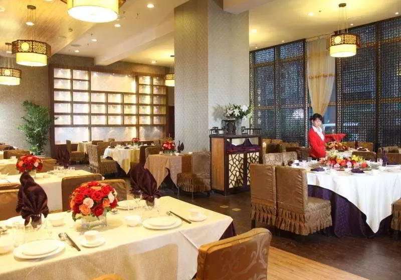 Отель Home Inn Beijing Jianguomen