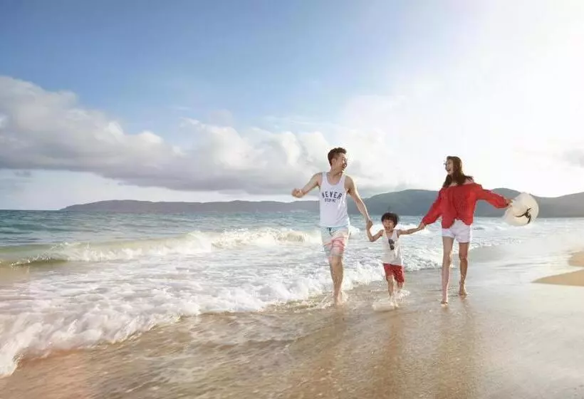 בית מלון כפרי Huayu Resort & Spa Yalong Bay Sanya