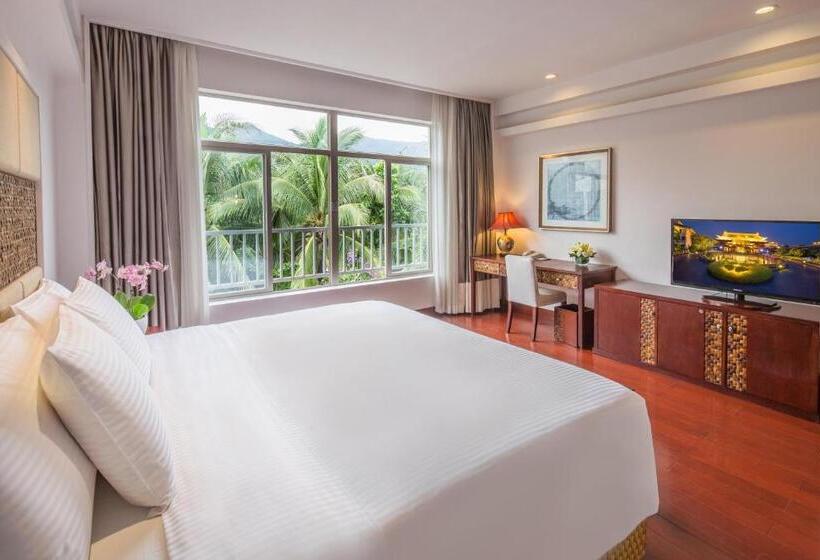 בית מלון כפרי Huayu Resort & Spa Yalong Bay Sanya