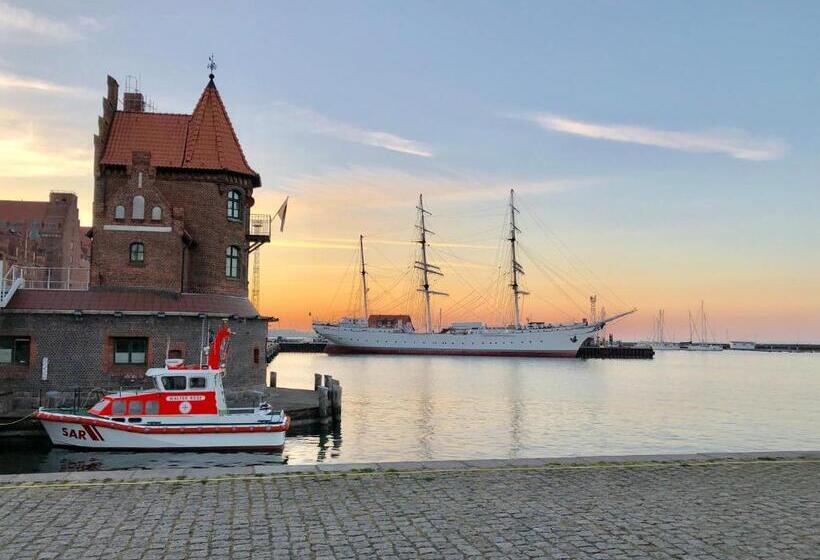 ホテル Kontorhaus Stralsund