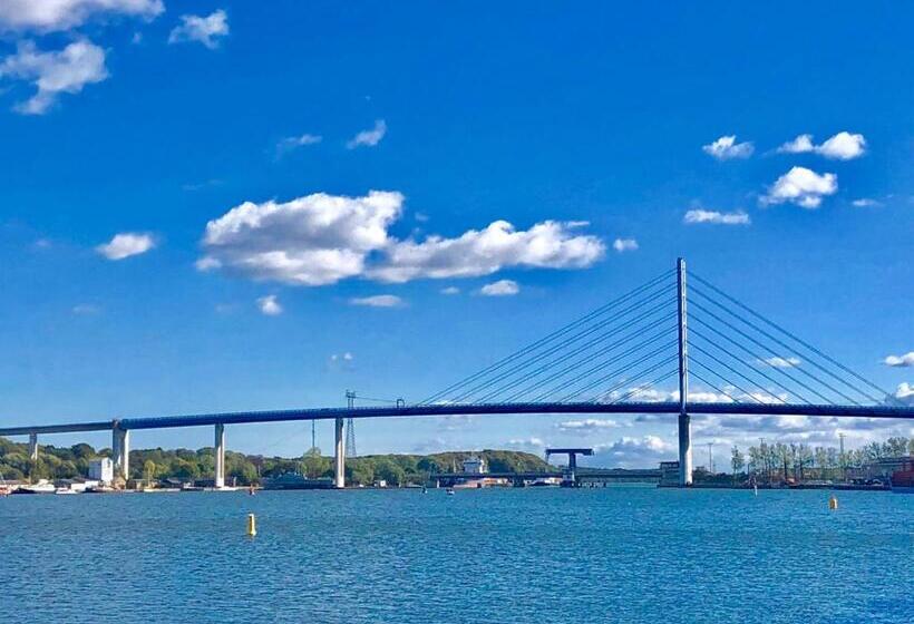 ホテル Kontorhaus Stralsund