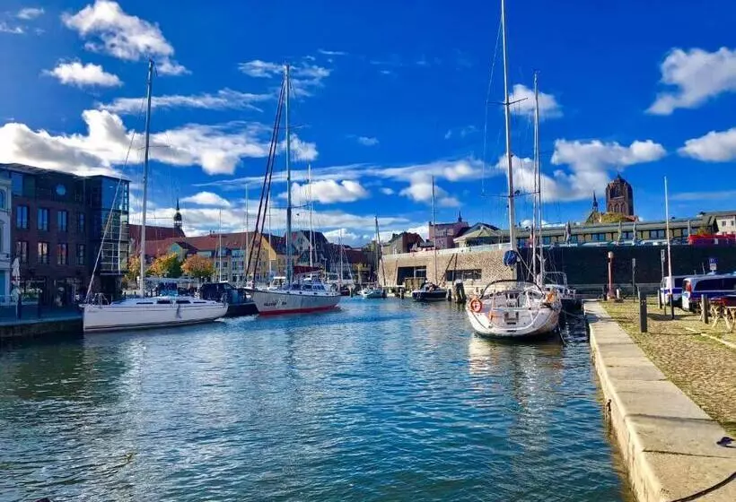 Szálloda Kontorhaus Stralsund