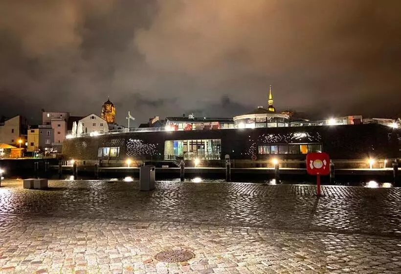 Szálloda Kontorhaus Stralsund