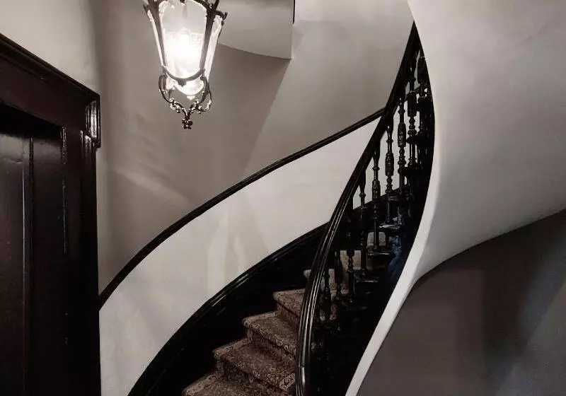 هتل Le Clos Saintlouis