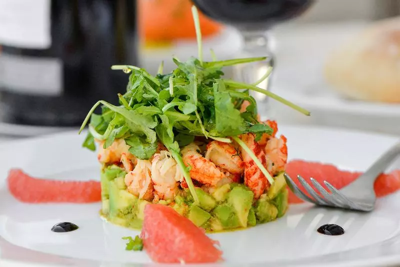 Отель Logis Hôtel Restaurant Le Puits Doré