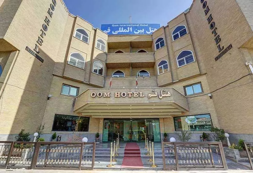 ホテル Qom International