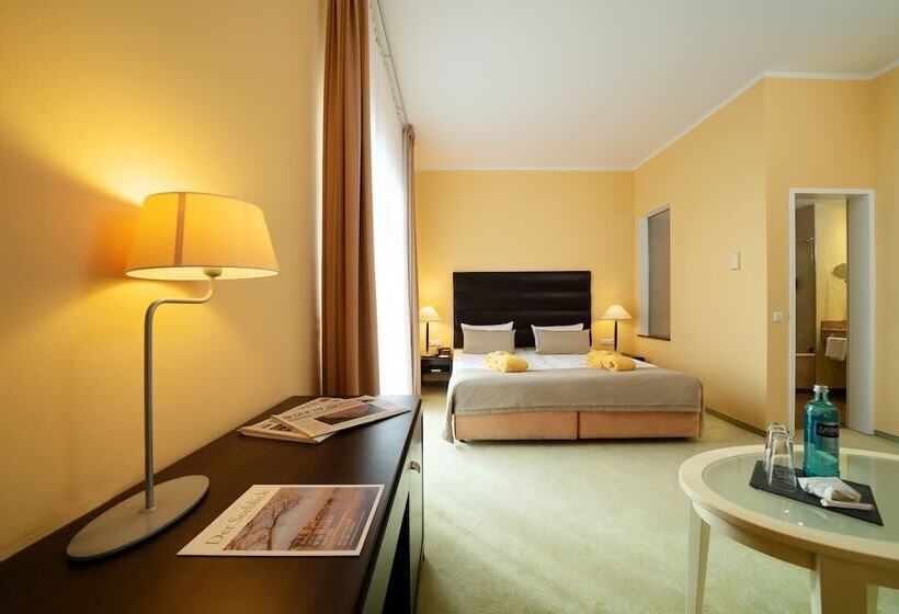 בית מלון כפרי Resort Mark Brandenburg & Fontane Therme