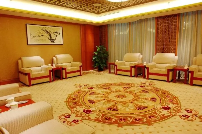 هتل Reward International